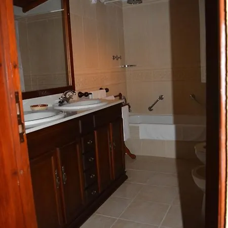Sailing House Penzion 3*